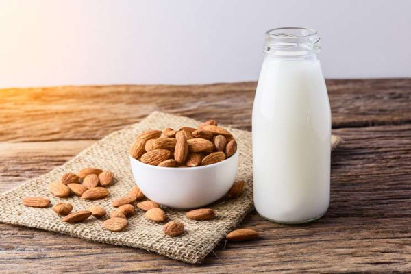 افزایش وزن با شیر بادام - بهین دارو